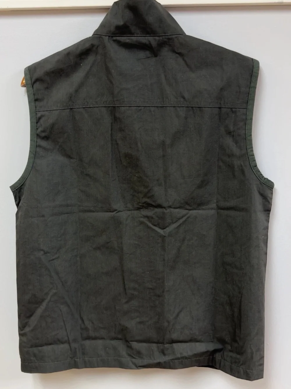 NWT Banana Republic Men's Full Zip Vest Size Small Olive Army Green Lightweight
